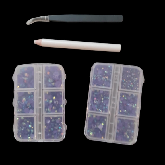 Resin Beads - Picture 1 of 1